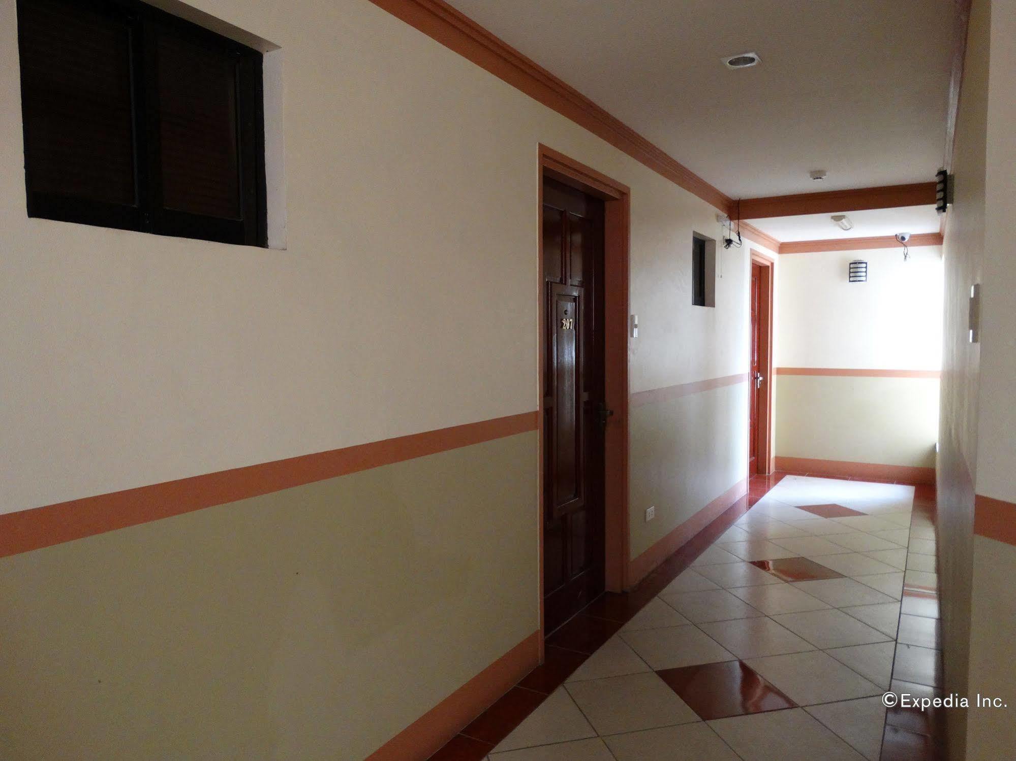 Imperial Ridge Pension House Tagbilaran Exterior foto